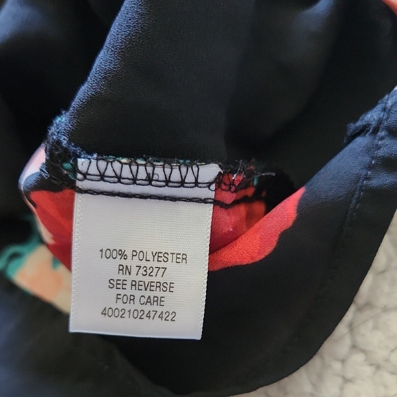 Candie's Black Floral Blouse Long Sleeve 1/4 Zip Front Slots on Shoulder  Sz L - Picture 14 of 15